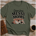 Jesus Loves Messy Moms, Covered In Laundry - T-Shirt